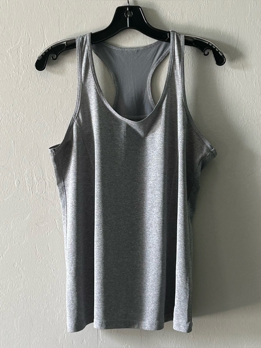 Danskin Now Women’s Sz L Gray Racerback Semi Fitted Athletic Tank Top Dri More